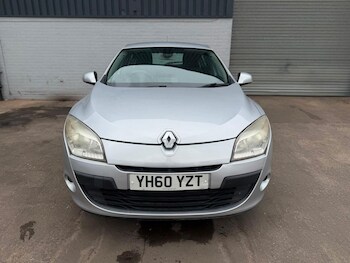 Used Renault Megane 2010 for sale - 79565721: Photo