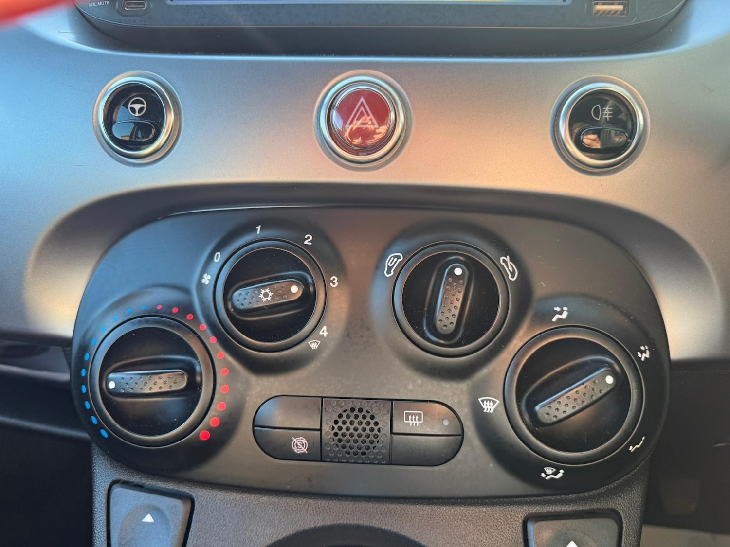 Used Fiat 500 2014 for sale - 77939333: Photo 37