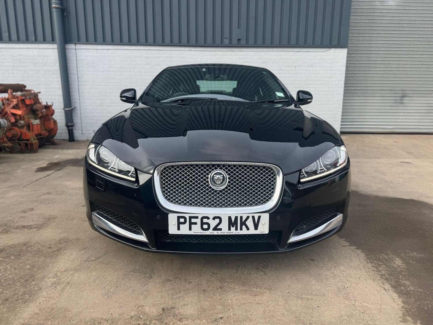 Used Jaguar XF 2012 for sale - 77993769: Photo 2