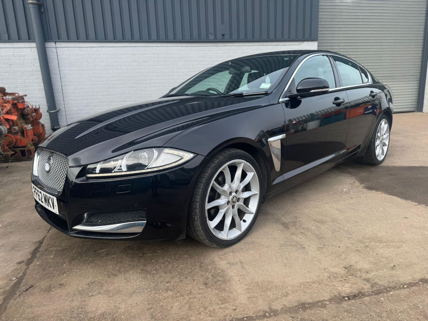 Used Jaguar XF 2012 for sale - 77993769: Photo 3