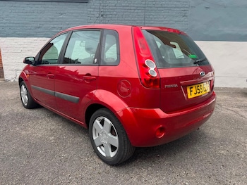 Used Ford Fiesta 2009 for sale - 79552842: Photo