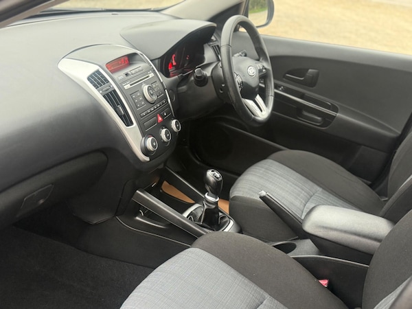 Used Kia Ceed 2012 for sale - 76283071: Photo 11