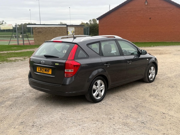 Used Kia Ceed 2012 for sale - 76283071: Photo 2