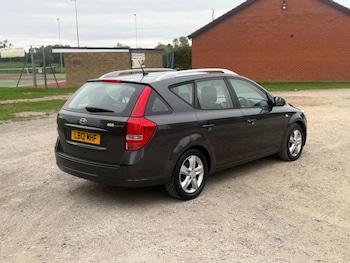 Used Kia Ceed 2012 for sale - 76283071: Photo 2