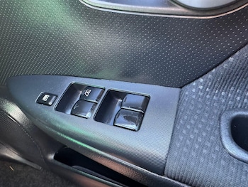 Used Nissan Note 2012 for sale - 78405374: Photo