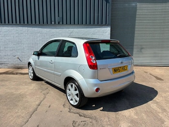 Used Ford Fiesta 2008 for sale - 79212933: Photo