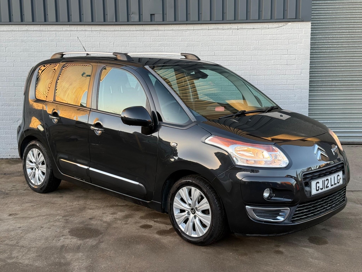Used Citroen C3 Picasso 2012 for sale - 76801475: Photo 1