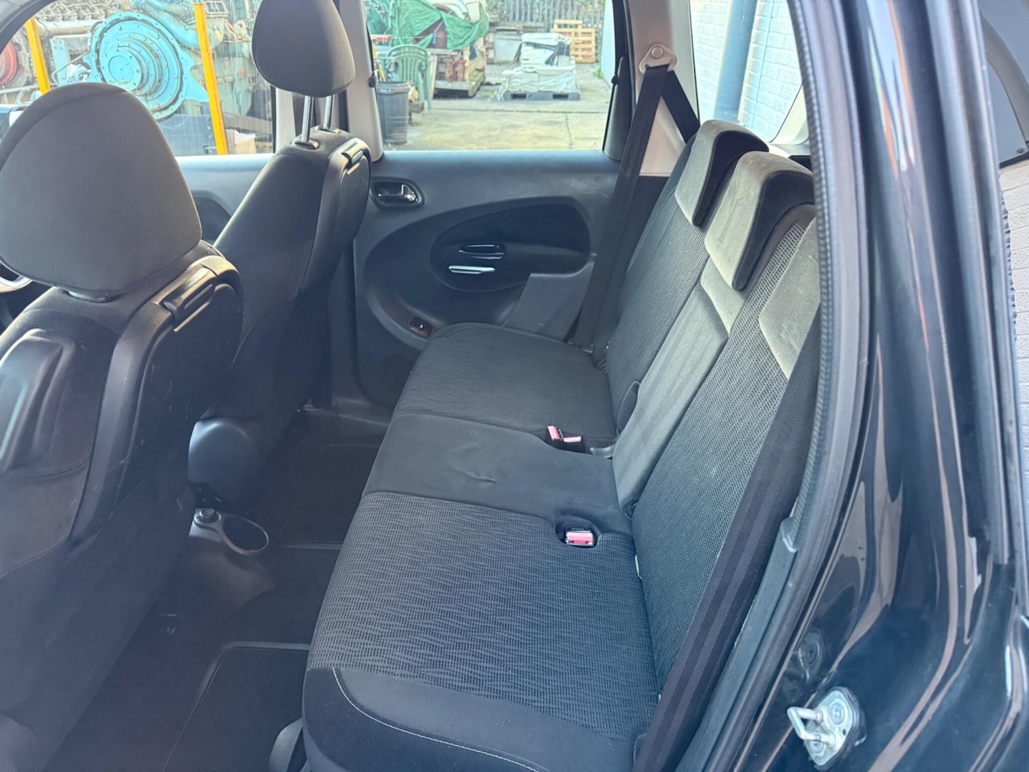 Used Citroen C3 Picasso 2012 for sale - 76801475: Photo 11