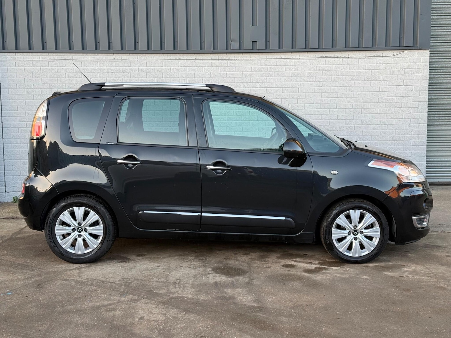 Used Citroen C3 Picasso 2012 for sale - 76801475: Photo 7