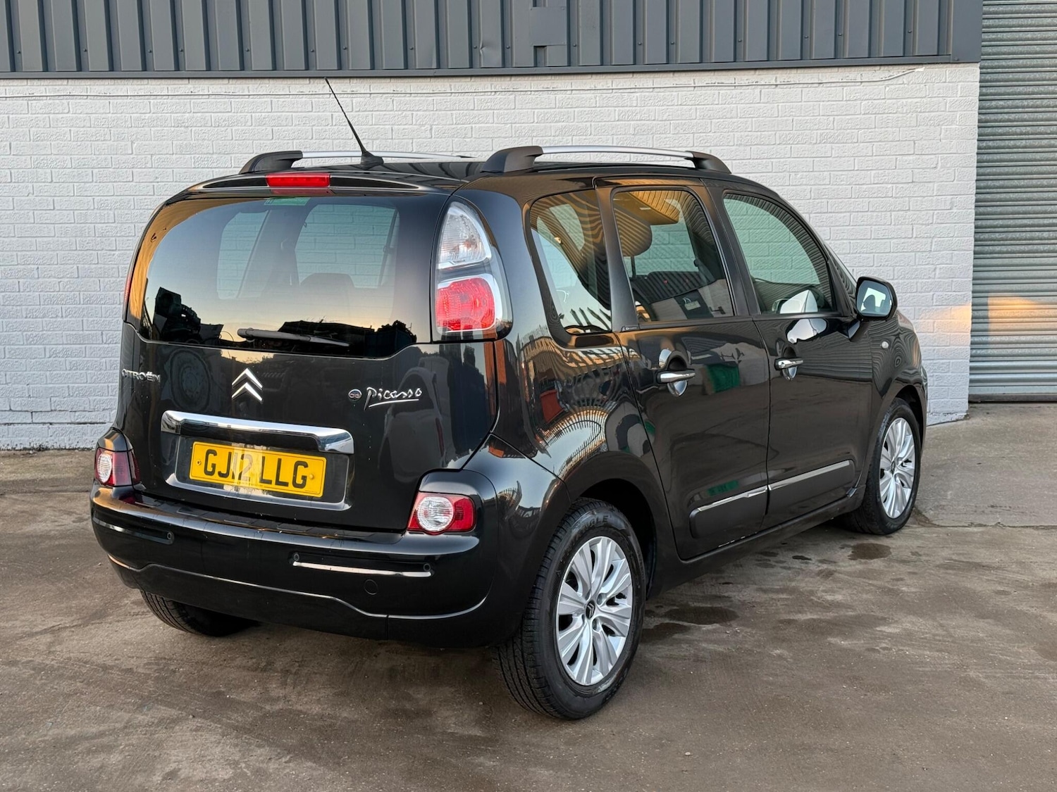 Used Citroen C3 Picasso 2012 for sale - 76801475: Photo 8