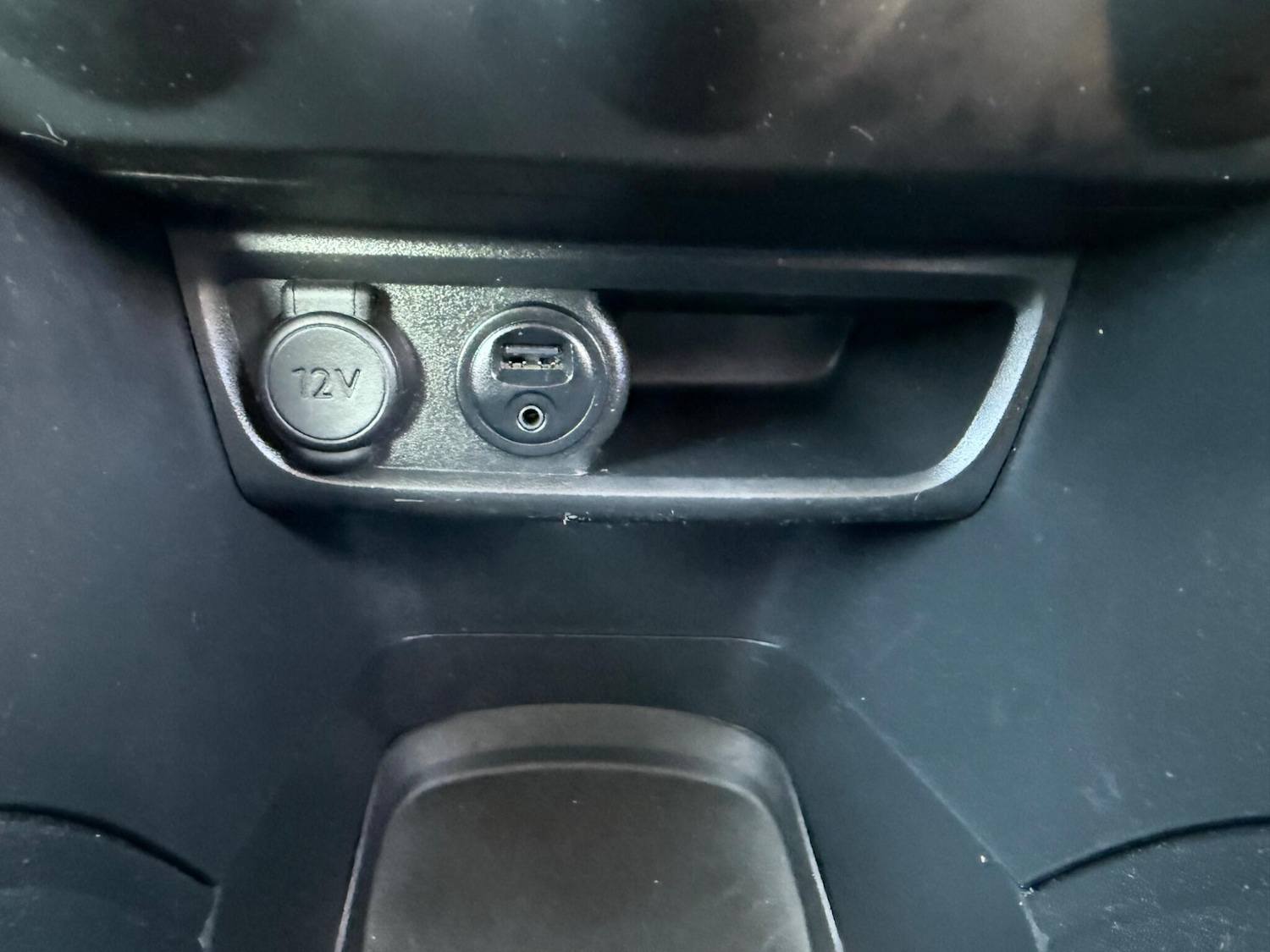 Used Peugeot 208 2015 for sale - 76370737: Photo 44