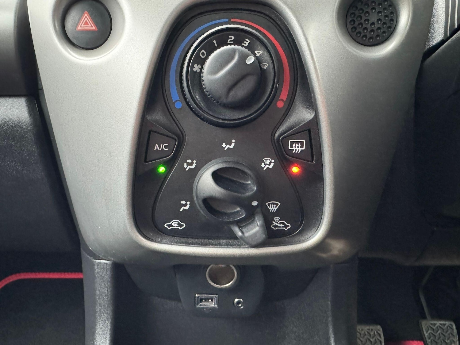 Used Peugeot 108 2015 for sale - 77331876: Photo 20