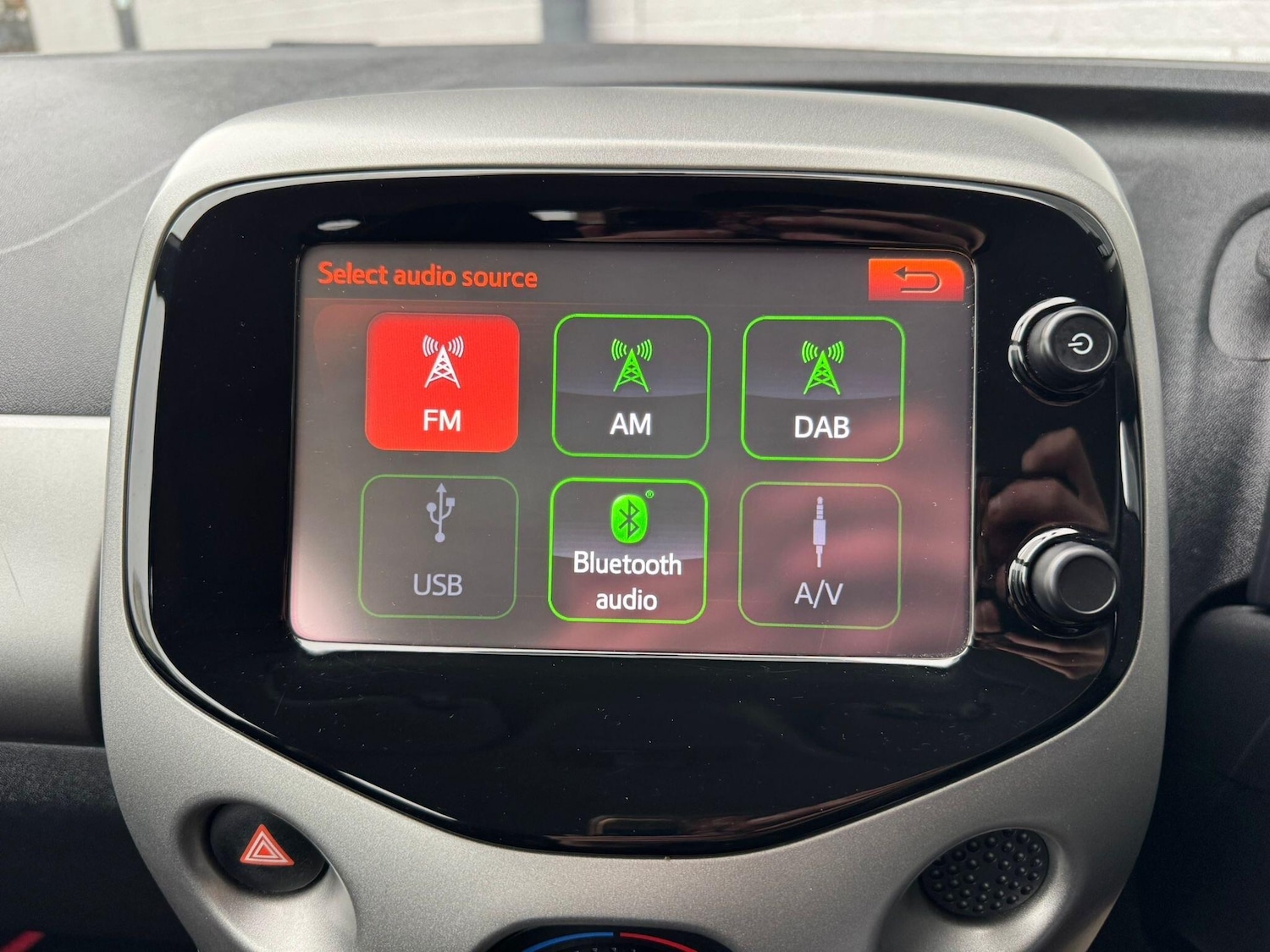 Used Peugeot 108 2015 for sale - 77331876: Photo 26