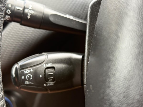 Used Peugeot 2008 2016 for sale - 75589450: Photo 20