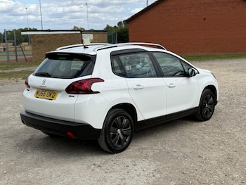 Used Peugeot 2008 2016 for sale - 75589450: Photo