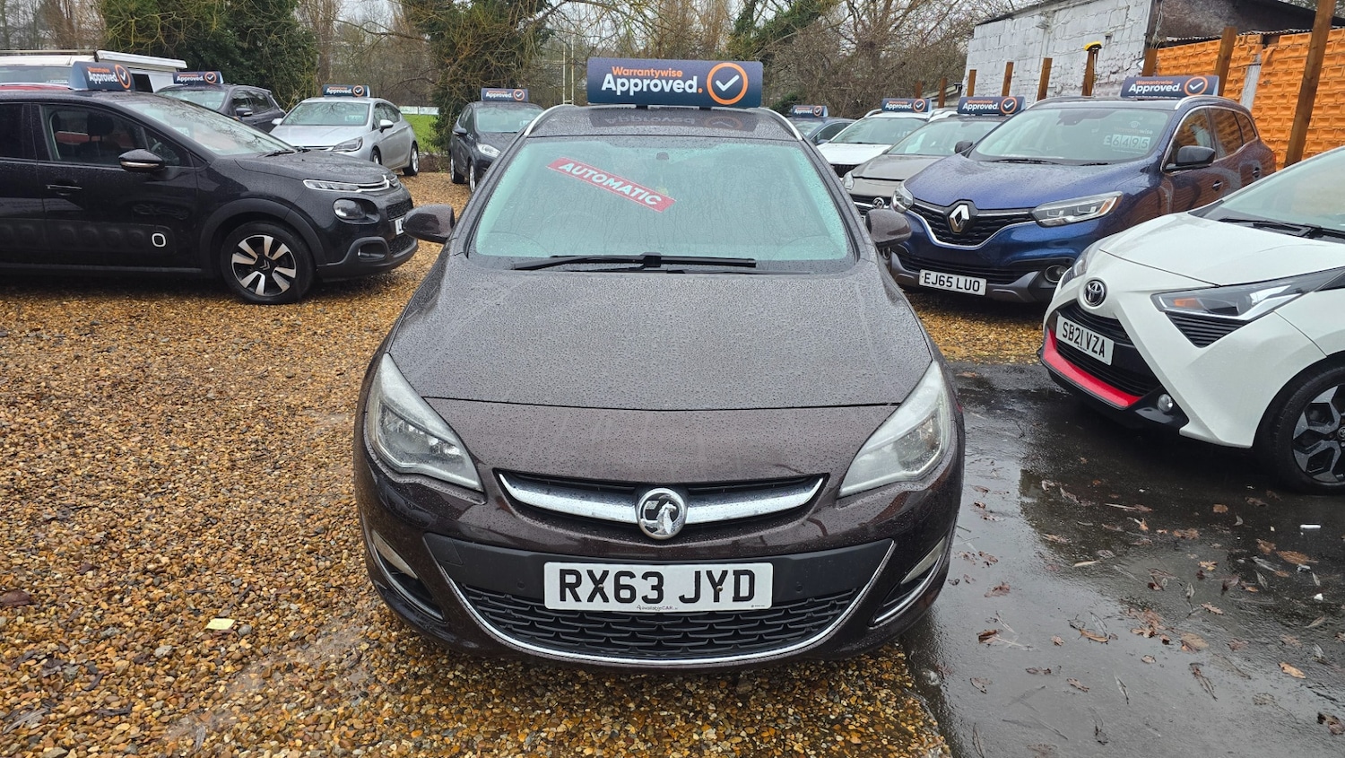 Used Vauxhall Astra 2013 for sale - 77234138: Photo 2