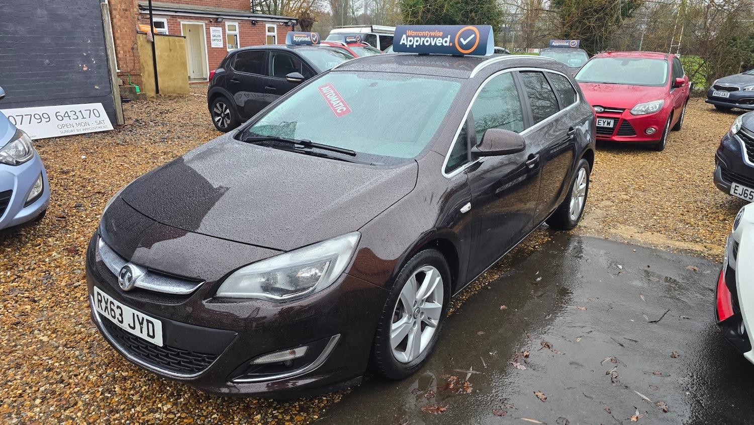 Used Vauxhall Astra 2013 for sale - 77234138: Photo 3