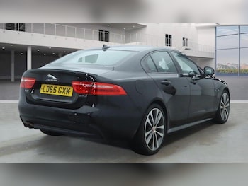 Used Jaguar XE 2015 for sale - 77707176: Photo
