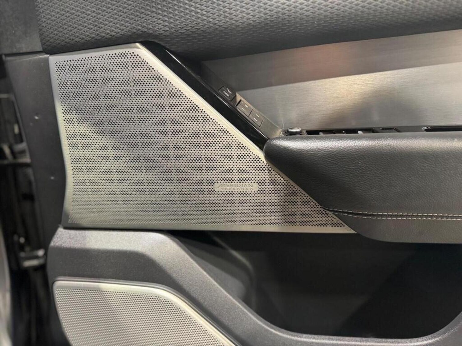 Used Land Rover Range Rover Velar 2018 for sale - 77721323: Photo 19