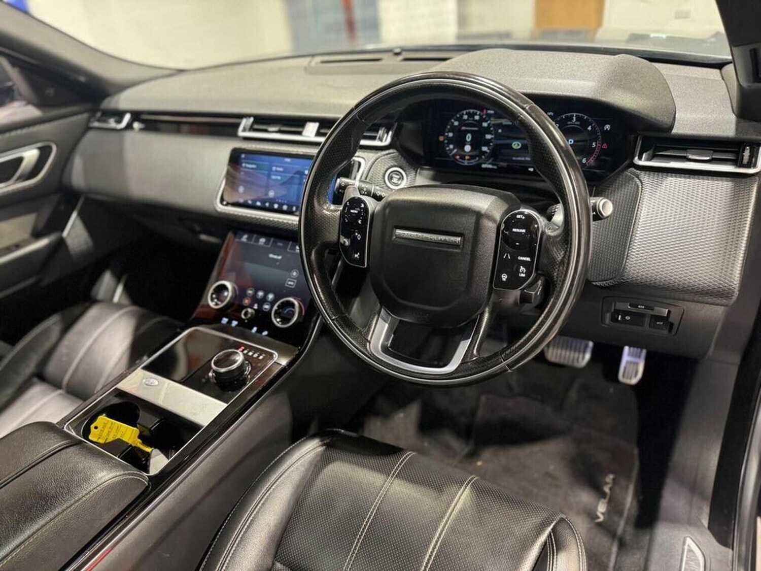 Used Land Rover Range Rover Velar 2018 for sale - 77721323: Photo 8