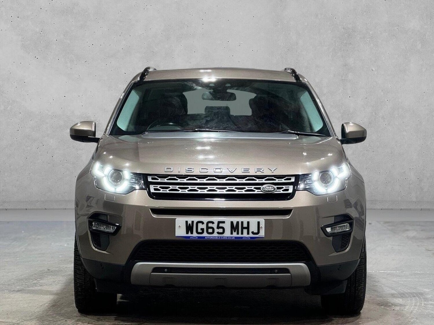 Used Land Rover Discovery Sport 2015 for sale - 77336758: Photo 2