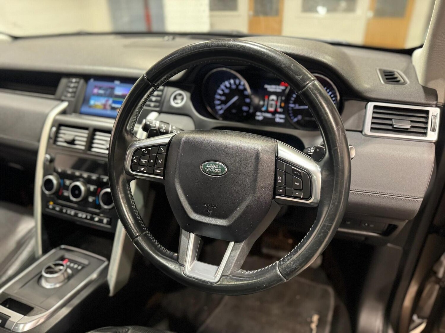 Used Land Rover Discovery Sport 2015 for sale - 77336758: Photo 8
