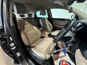 Used Hyundai TUCSON 2017 for sale - 78882312: Photo