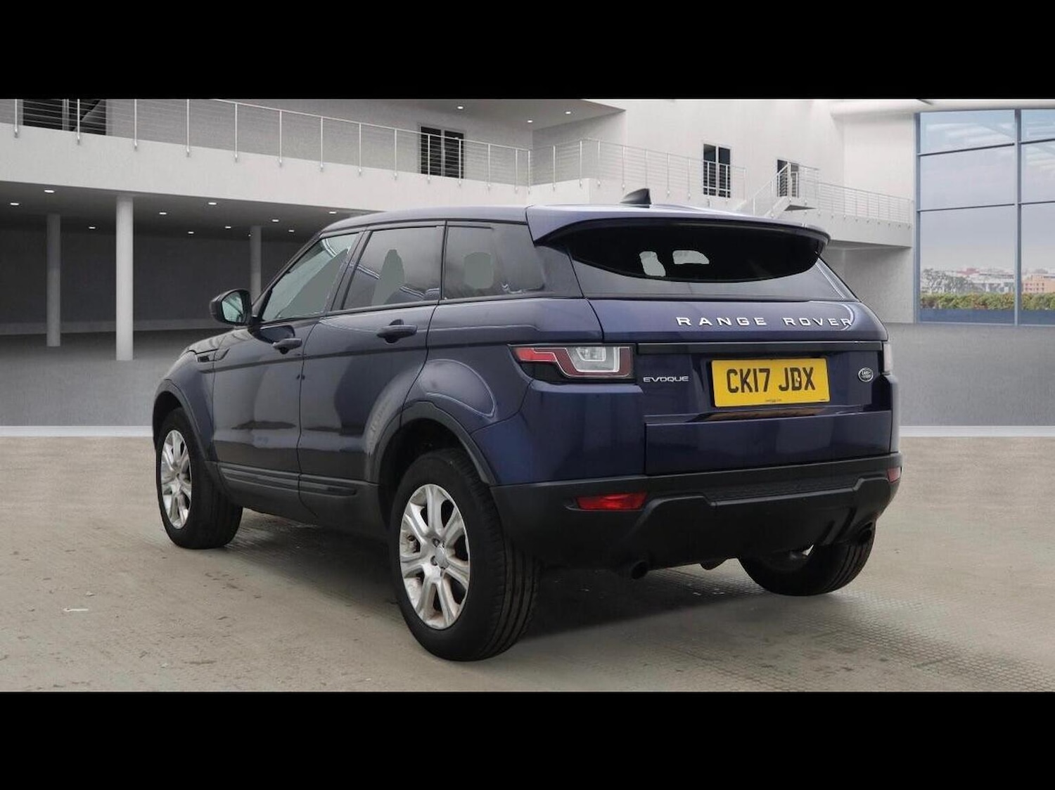 Used Land Rover Range Rover Evoque 2017 for sale - 77735801: Photo 3