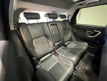 Used Land Rover Discovery Sport 2015 for sale - 78674017: Photo