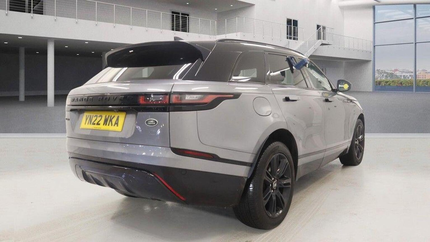 Used Land Rover Range Rover Velar 2022 for sale - 77303677: Photo 4
