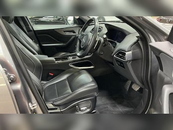 Used Jaguar F-Pace 2019 for sale - 79184210: Photo