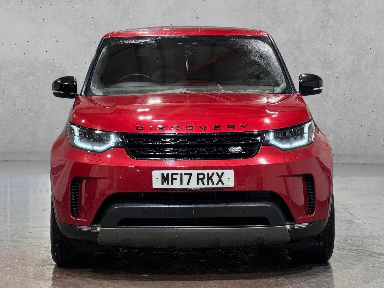 Used Land Rover Discovery 2017 for sale - 77336720: Photo 2