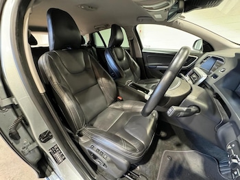 Used Volvo V60 2013 for sale - 79246472: Photo