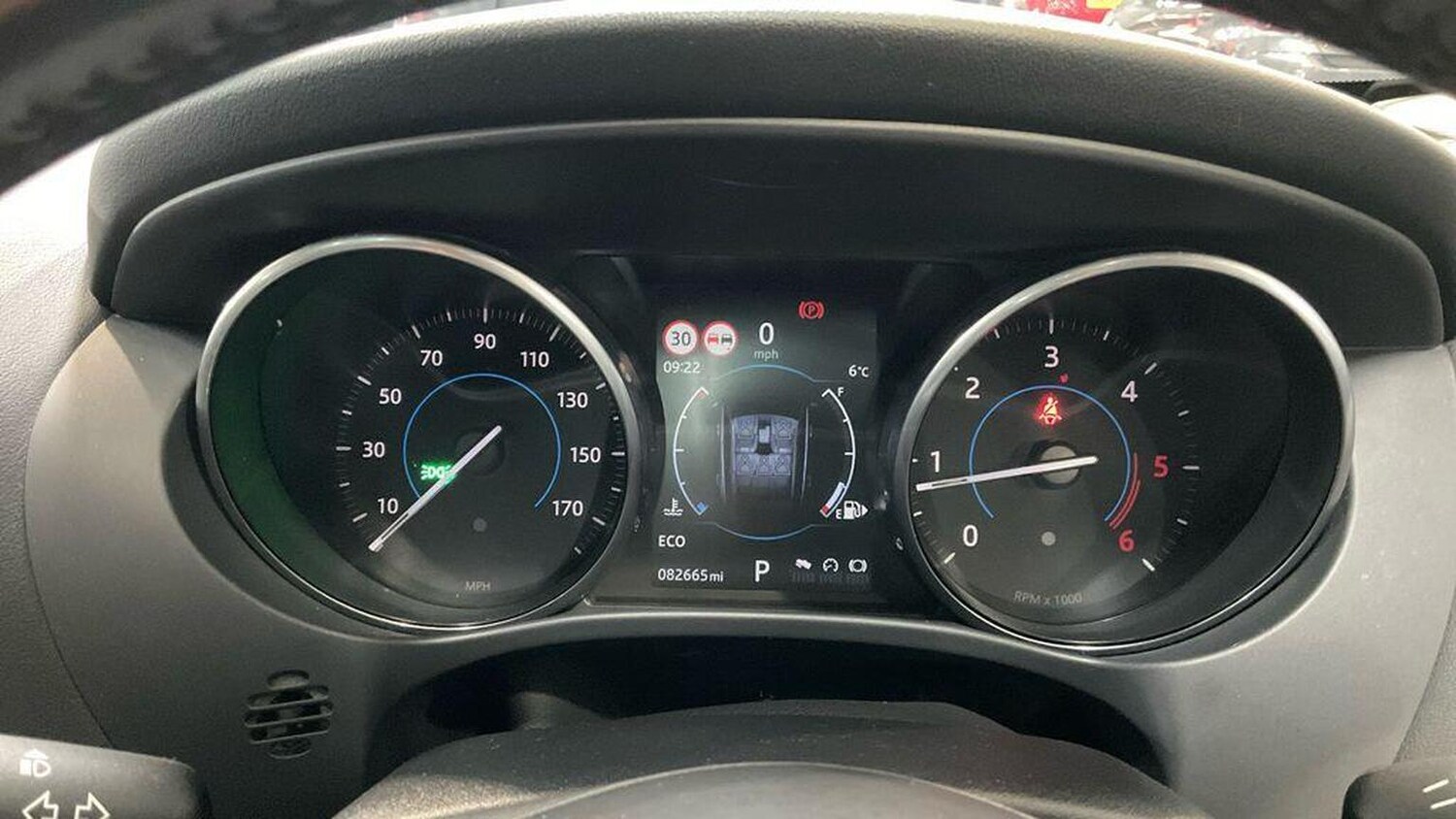 Used Jaguar F-Pace 2016 for sale - 77314000: Photo 8