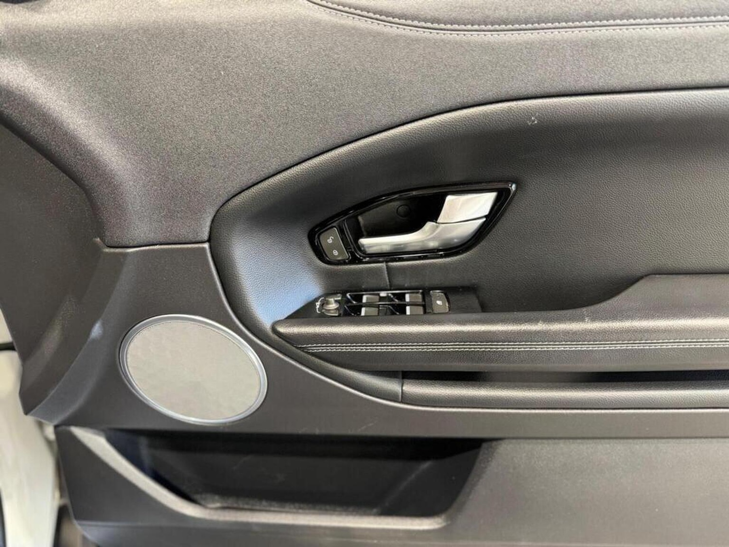 Used Land Rover Range Rover Evoque 2017 for sale - 77303781: Photo 19