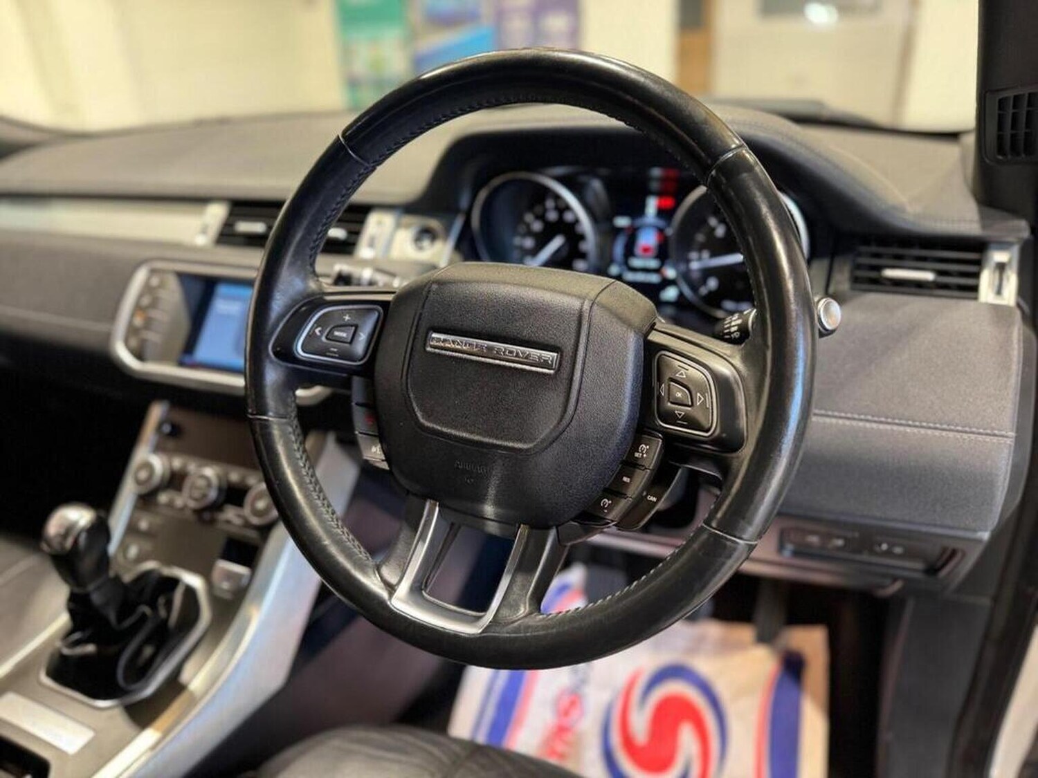 Used Land Rover Range Rover Evoque 2017 for sale - 77303781: Photo 22