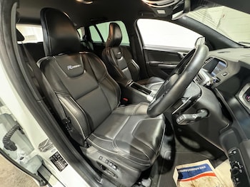 Used Volvo V60 2014 for sale - 79484829: Photo