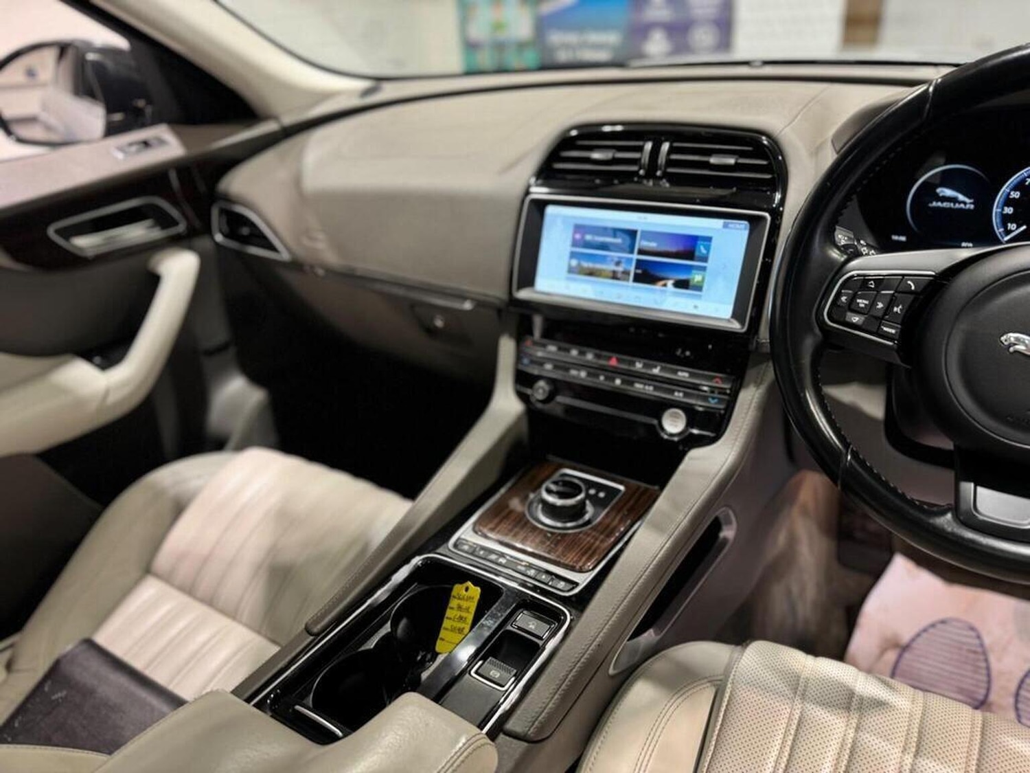 Used Jaguar F-Pace 2016 for sale - 77694322: Photo 14