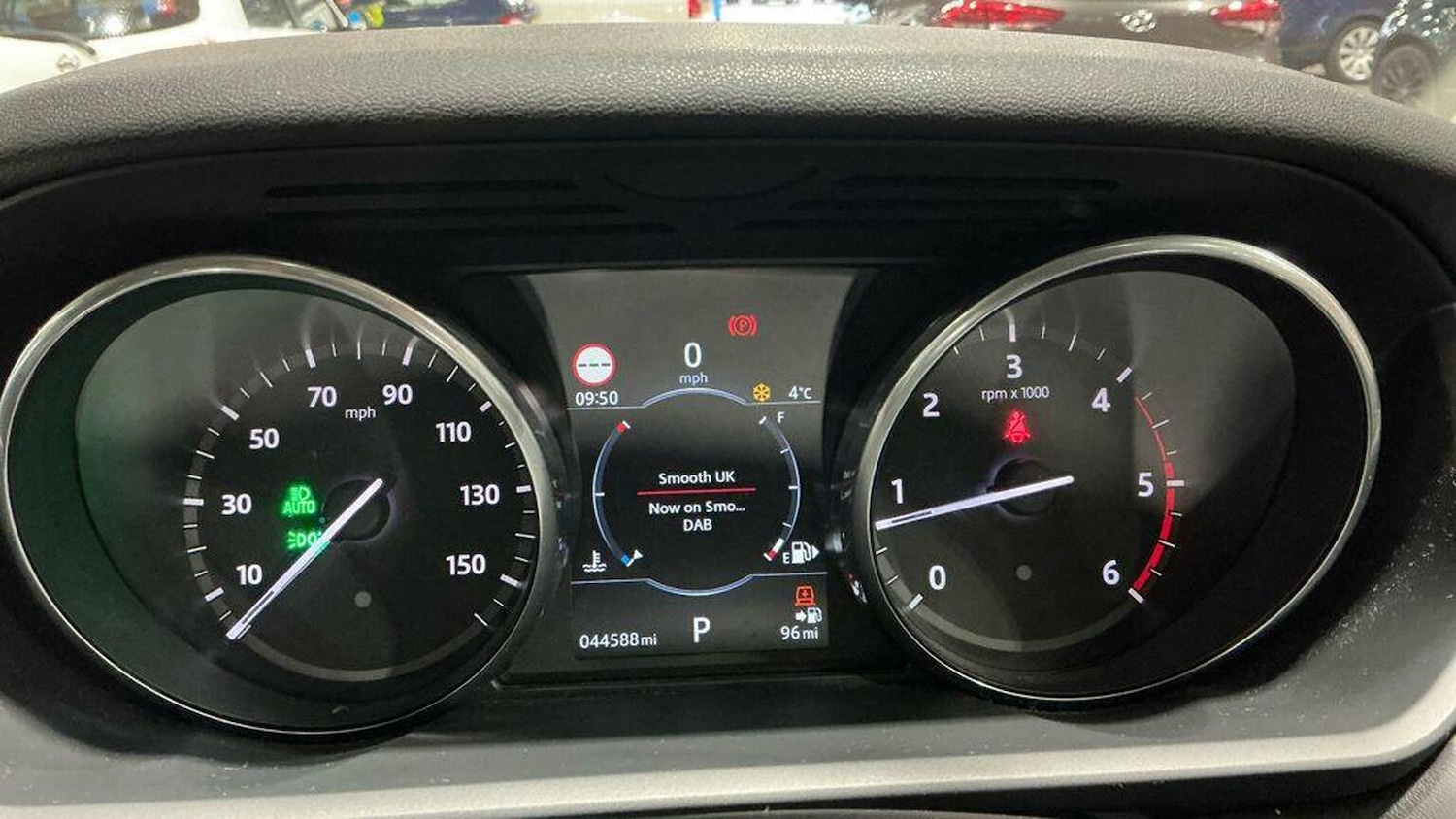 Used Land Rover Discovery 2017 for sale - 77668631: Photo 8