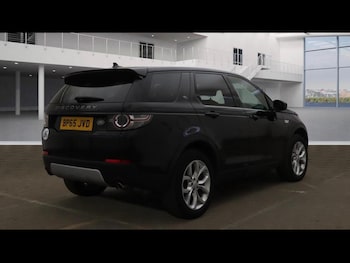 Used Land Rover Discovery Sport 2015 for sale - 78575063: Photo