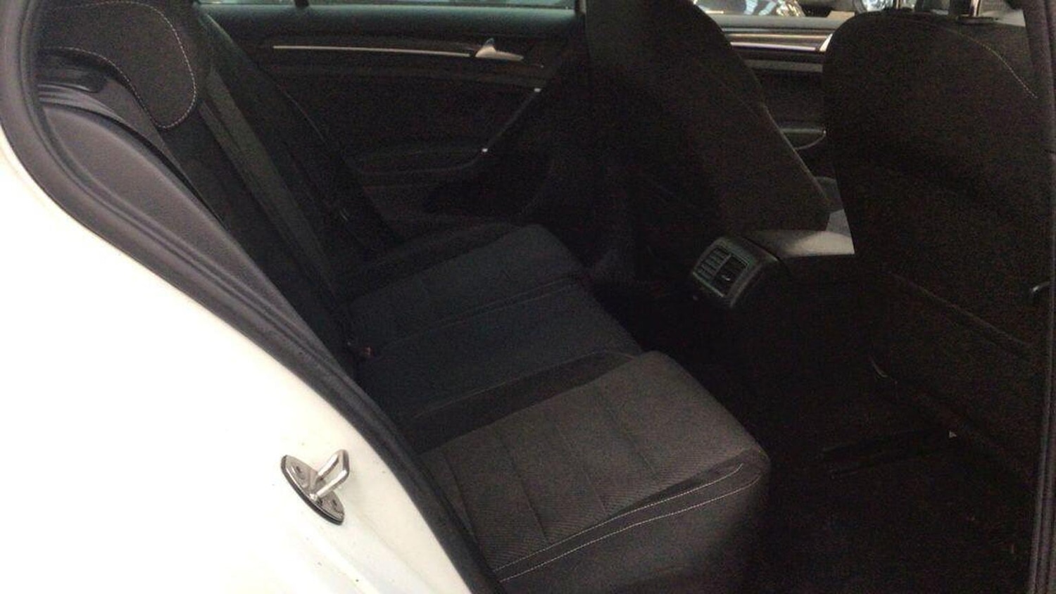 Used Volkswagen Golf 2020 for sale - 77668511: Photo 7