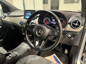 Used Mercedes-Benz B Class 2015 for sale - 79284077: Photo