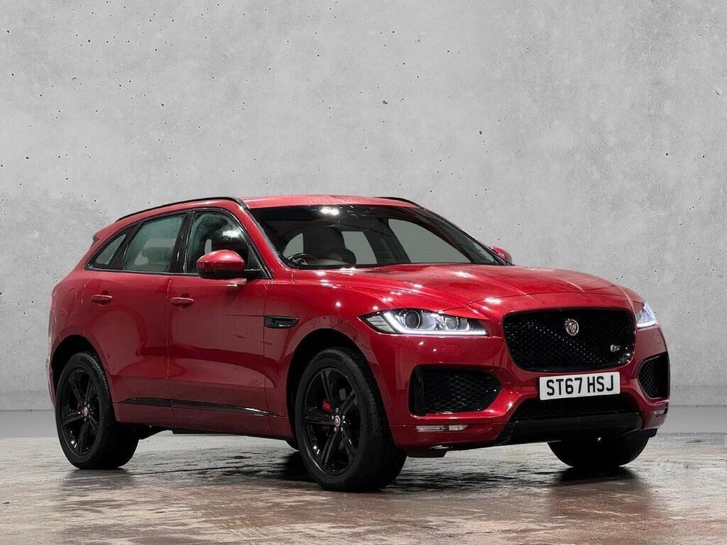 Used Jaguar F-Pace 2017 for sale - 77572799: Photo 3