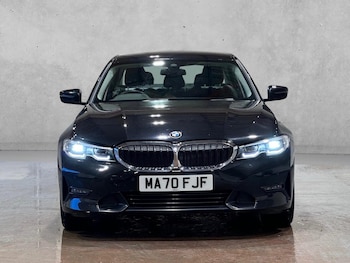 Used BMW 3 Series 2020 for sale - 77729577: Photo