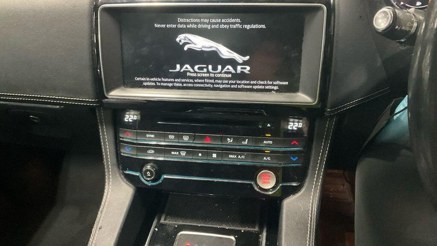 Used Jaguar F-Pace 2020 for sale - 77423499: Photo 8