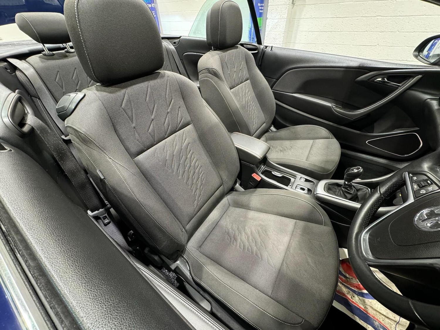 Used Vauxhall Cascada 2015 for sale - 77336717: Photo 17