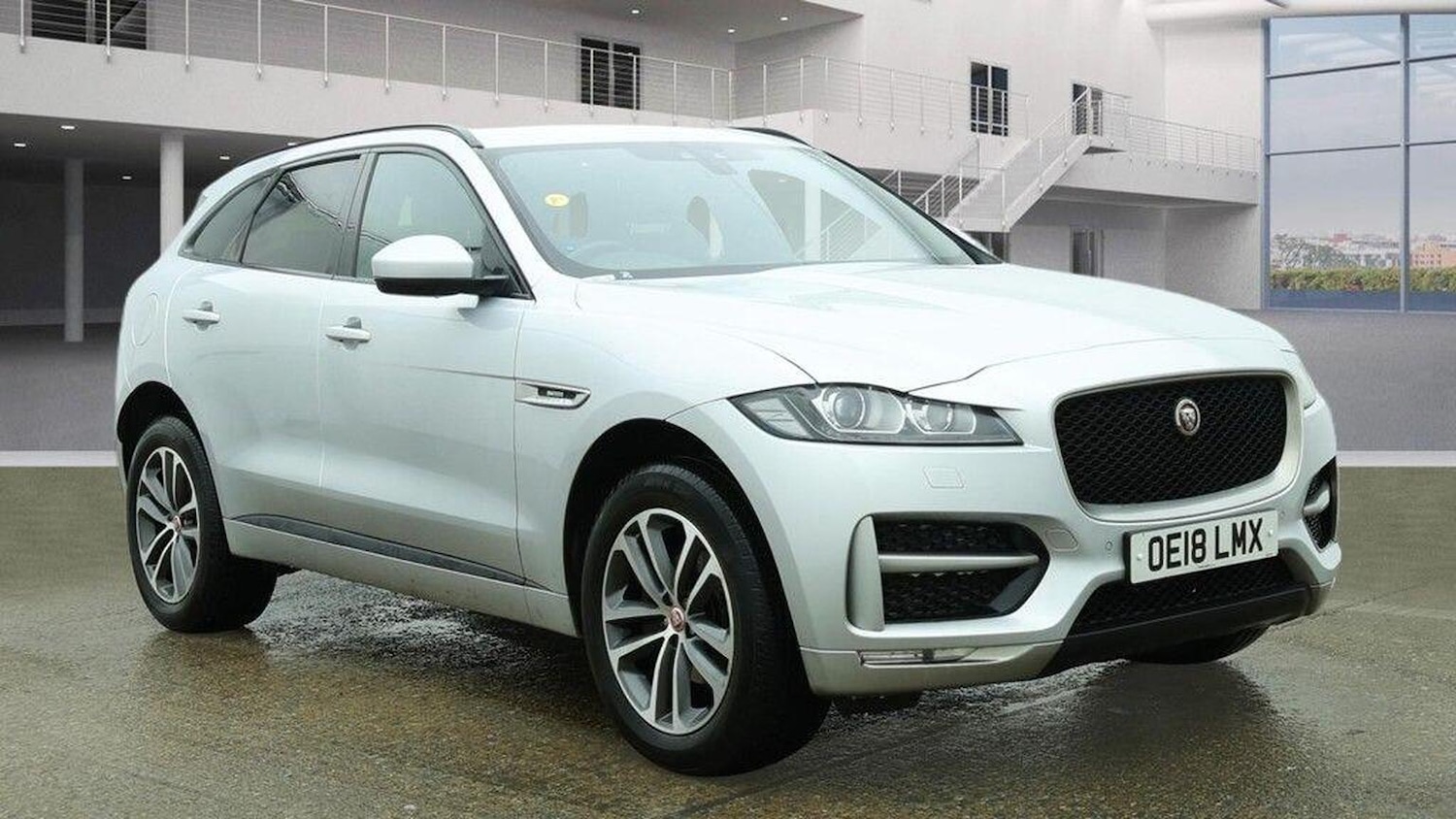 Used Jaguar F-Pace 2018 for sale - 77707159: Photo 1