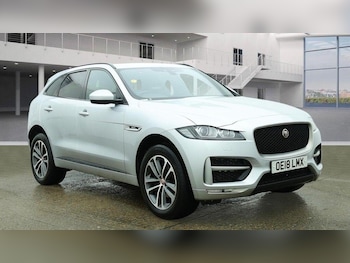 Used Jaguar F-Pace 2018 for sale - 77707159: Photo