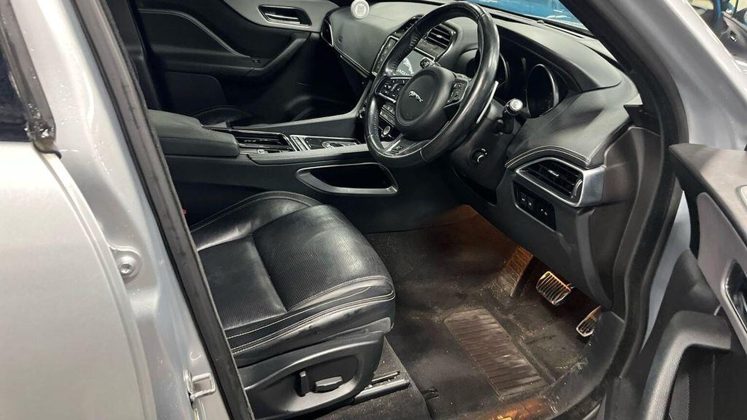 Used Jaguar F-Pace 2018 for sale - 77707159: Photo 6