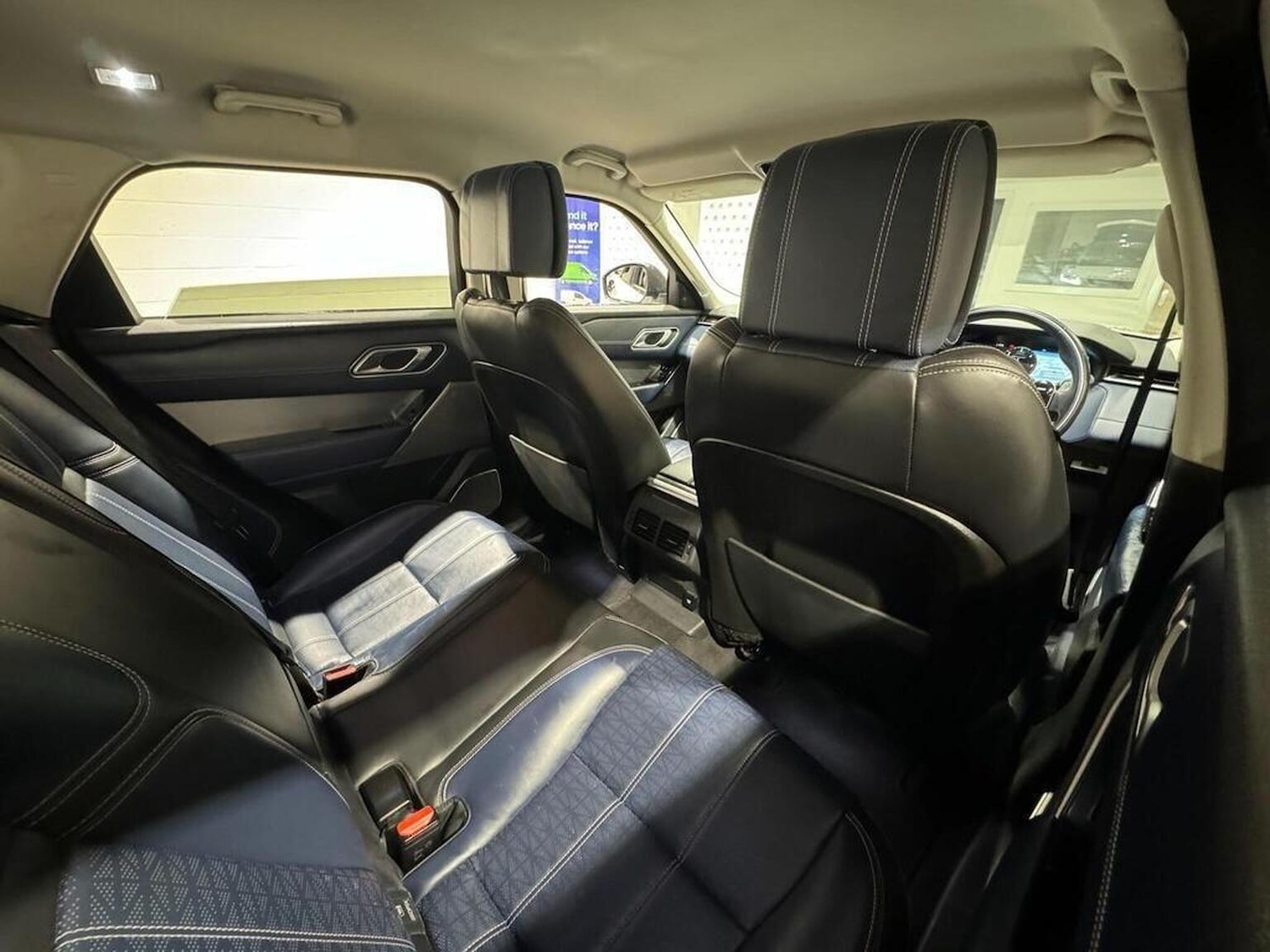 Used Land Rover Range Rover Velar 2018 for sale - 77558564: Photo 8